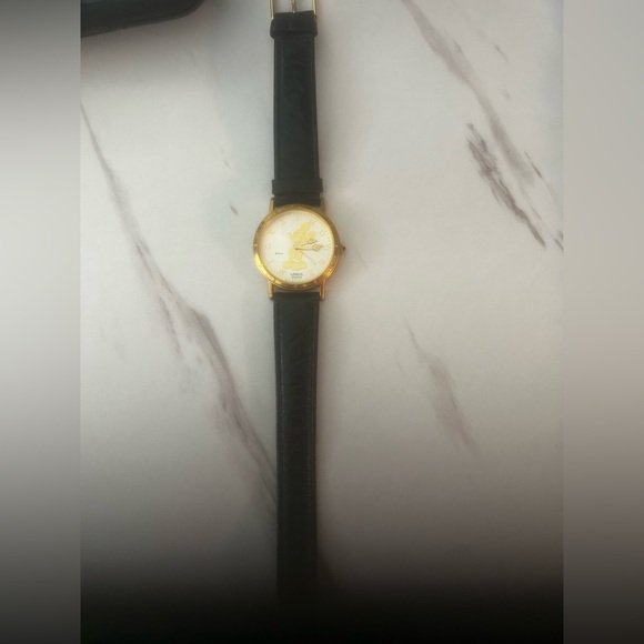 Disney Accessories - Disney 1990’s Vintage Mickey watch